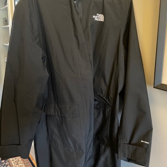 North Face long rain jacket - Picture 3 of 3